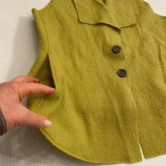 Cut Loose Women’s Vest Wool Boucle Green Buttons Pockets Lapel M-L - Picture 11 of 14